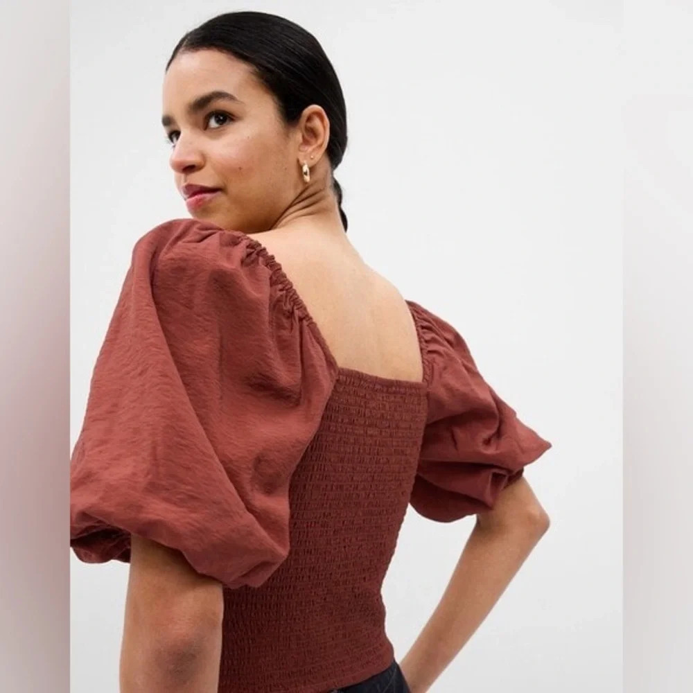 Gap Puff Sleeve Ruched Top NWT size Small - Picture 2 of 11